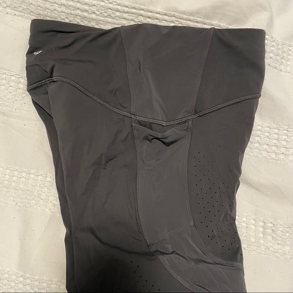 Lululemon grey leggings - Picture 3 of 4